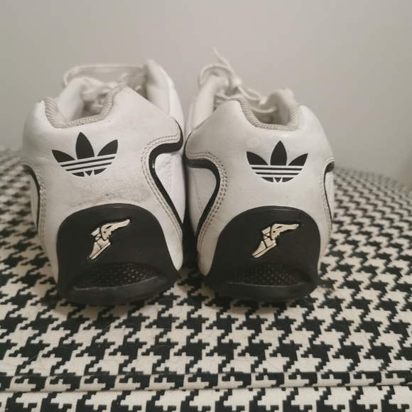 Adidas x Goodyear Collab 2006 - Picture 4 of 7